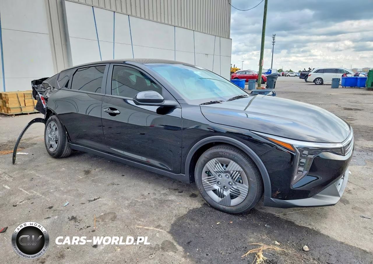 2026 Kia K4 Lx VIN:3KPFT4DE8TE358019 - 4