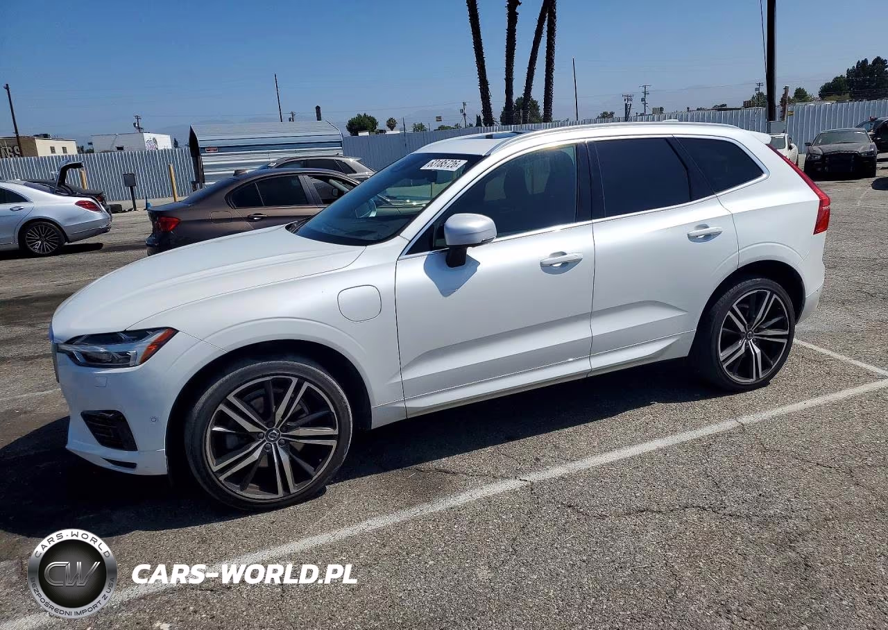 2019 Volvo Xc60 T8 R-Design