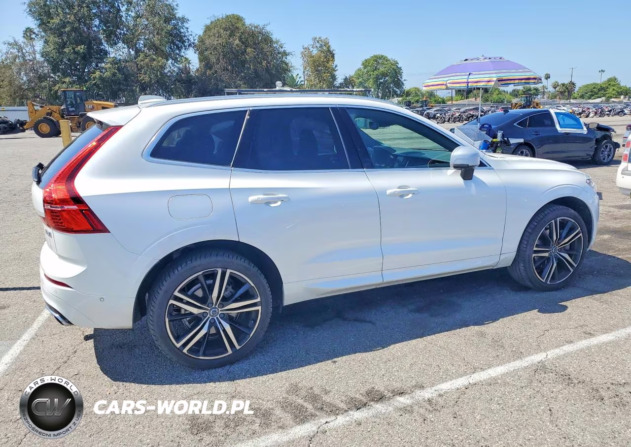 2019 Volvo Xc60 T8 R-Design VIN:LYVBR0DM5KB293704 - 3