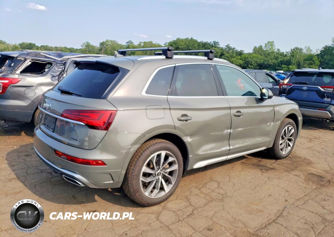 2023 Audi Q5 Premium 45 VIN:WA1GAAFY0P2055202 - 3