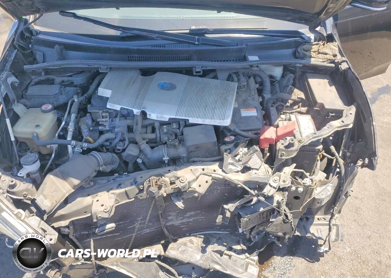 2018 Toyota Prius Two VIN:JTDKBRFU9J3081520 - 11