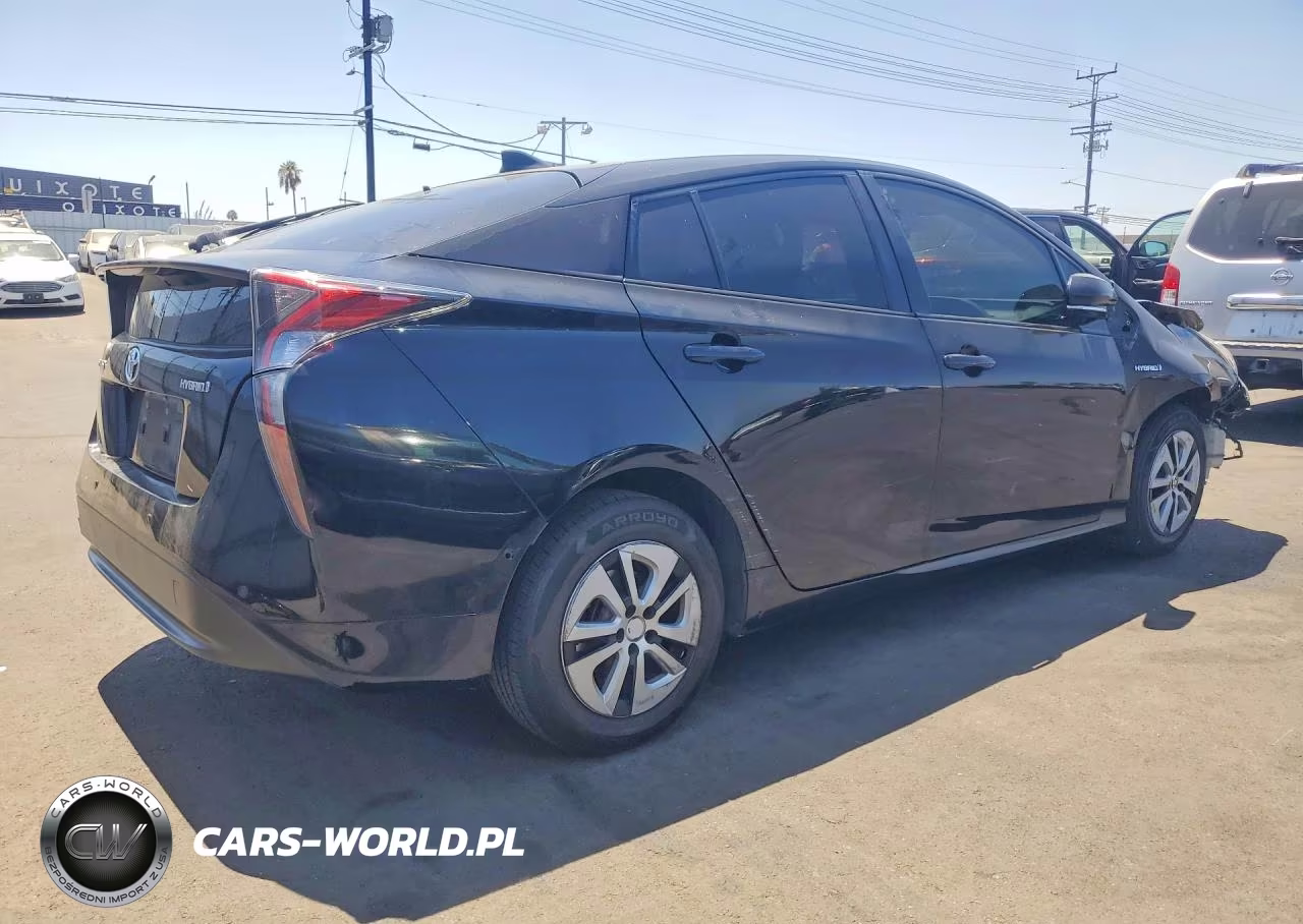 2018 Toyota Prius Two VIN:JTDKBRFU9J3081520 - 3