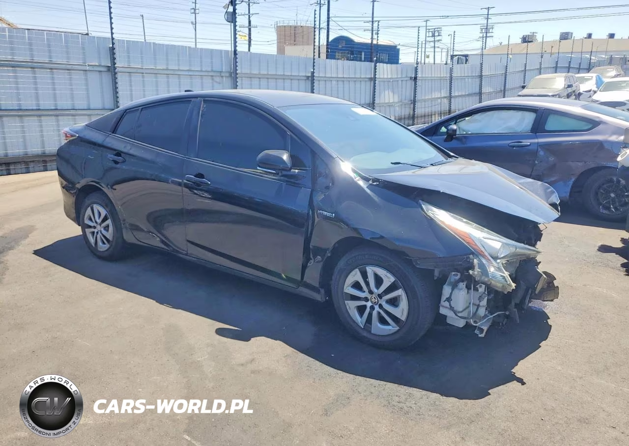 2018 Toyota Prius Two VIN:JTDKBRFU9J3081520 - 4