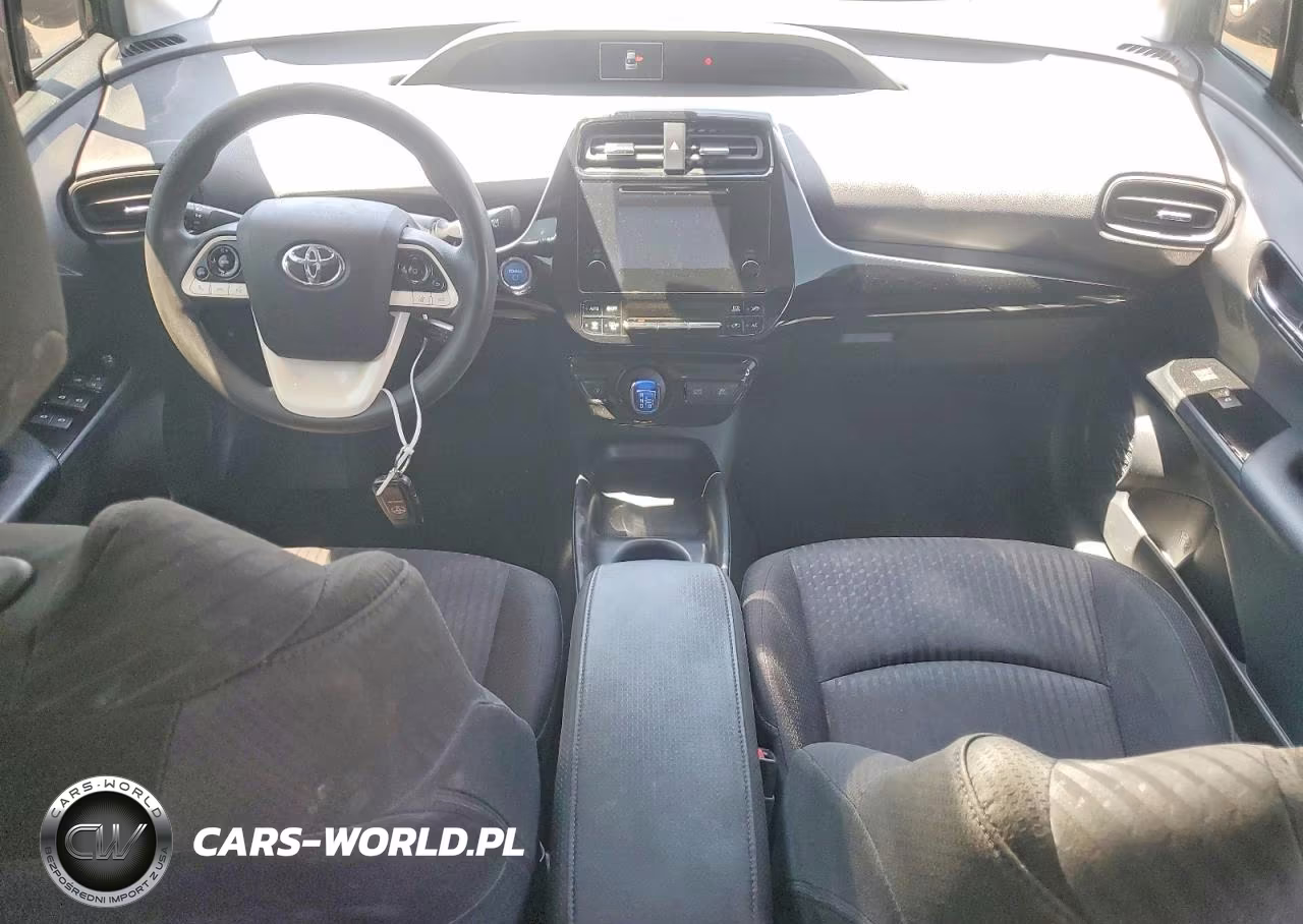 2018 Toyota Prius Two VIN:JTDKBRFU9J3081520 - 8
