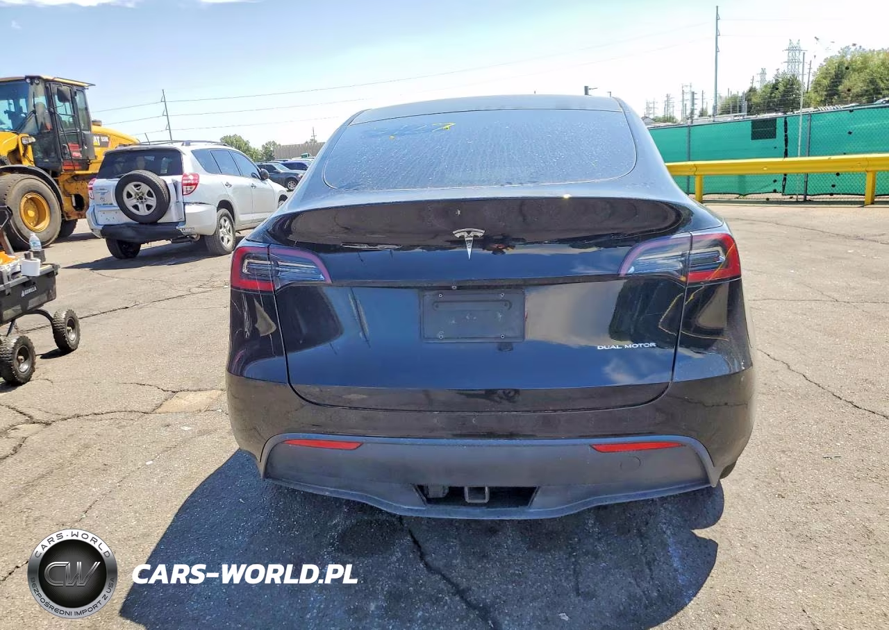 2020 Tesla Model Y VIN:5YJYGDEE0LF033144 - 6