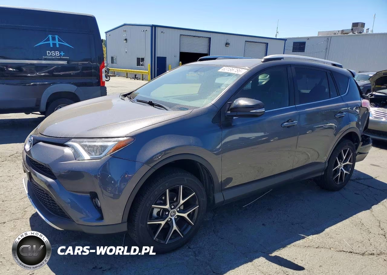 2016 Toyota Rav4 Se – zdjęcie 1 z 13