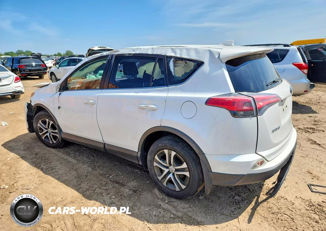2018 Toyota Rav4 Le VIN:JTMBFREV1JJ247930 - 2