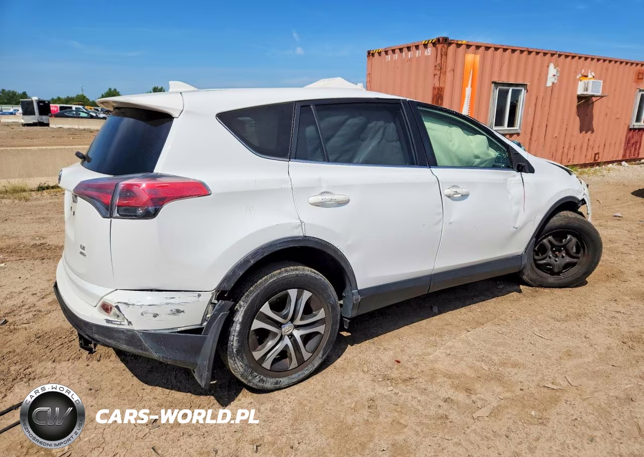 2018 Toyota Rav4 Le VIN:JTMBFREV1JJ247930 - 3