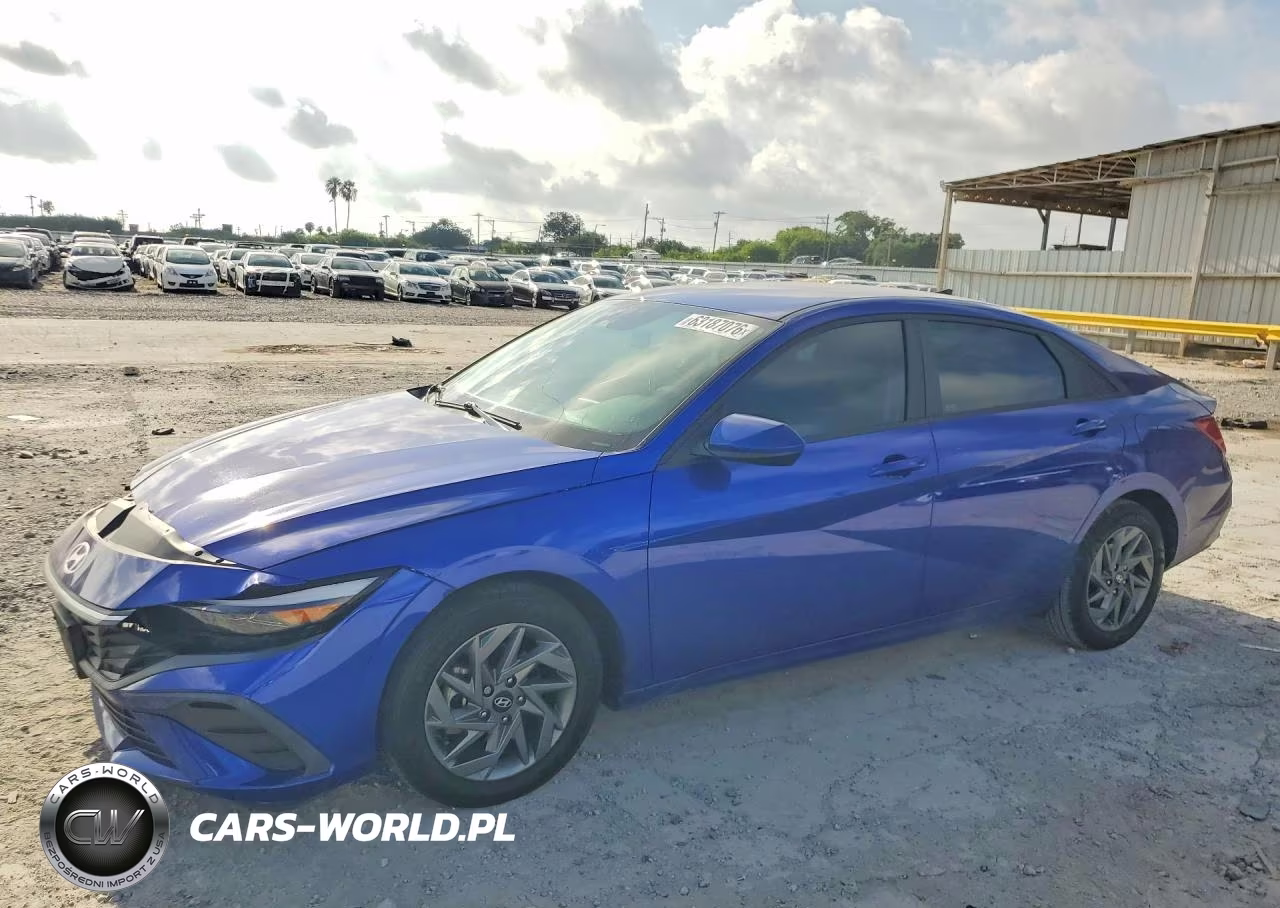 2024 Hyundai Elantra Blue VIN:KMHLM4DJ5RU097872 - 1