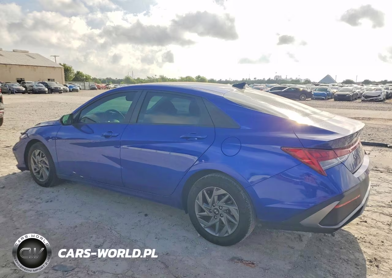 2024 Hyundai Elantra Blue VIN:KMHLM4DJ5RU097872 - 2