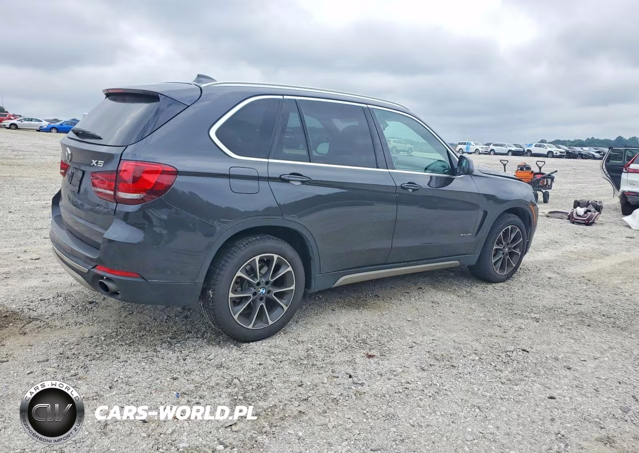 2017 BMW X5 Sdrive35I VIN:5UXKR2C3XH0U24778 - 3