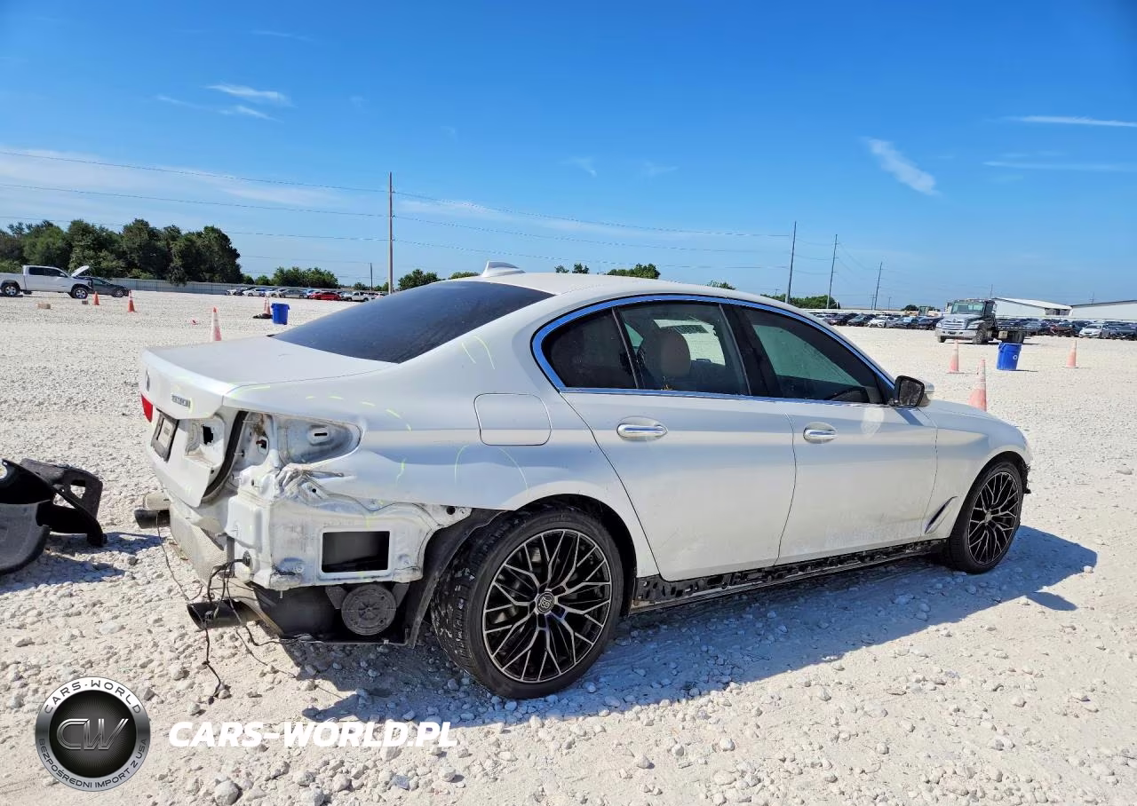 2018 BMW 530 Xi VIN:WBAJA7C54JG909253 - 3