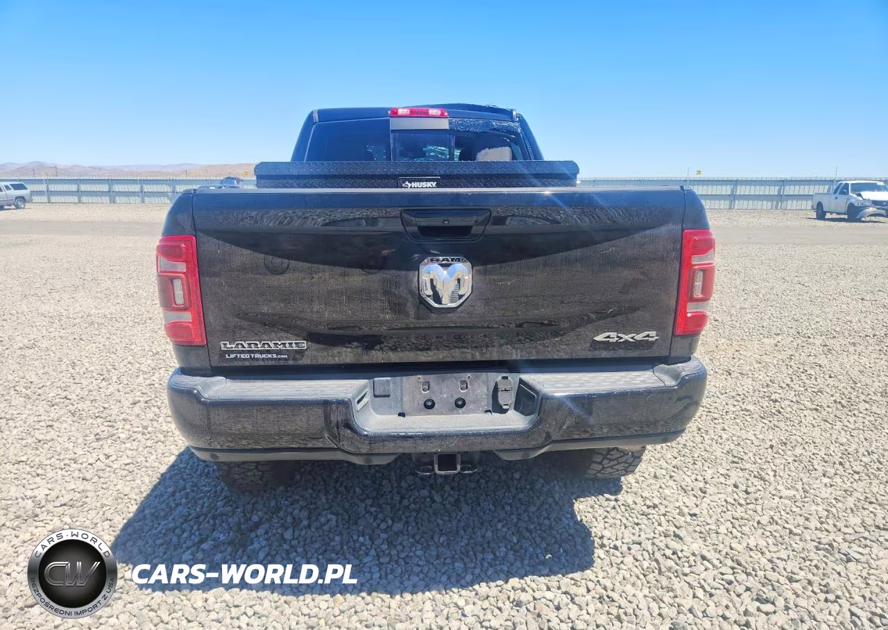 2023 Ram 2500 Laramie VIN:3C6UR5FL0PG505734 - 6