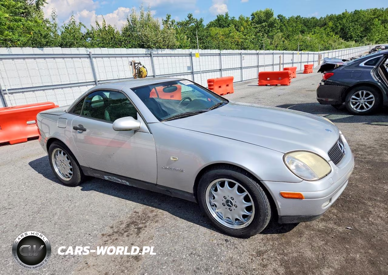 1999 Mercedes-Benz Slk 230 Kompressor VIN:WDBKK47F2XF114740 - 4