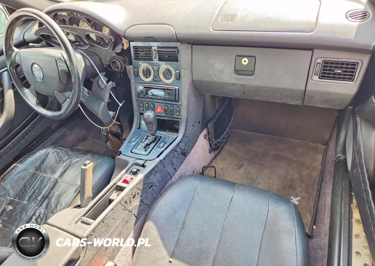 1999 Mercedes-Benz Slk 230 Kompressor VIN:WDBKK47F2XF114740 - 8