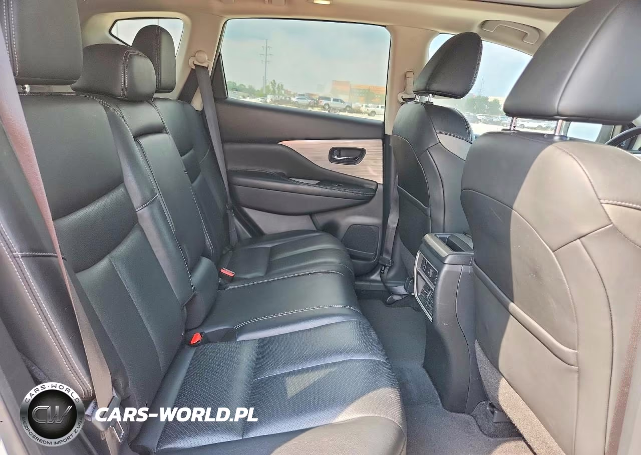 2018 Nissan Murano Platinum VIN:5N1AZ2MH8JN182052 - 10