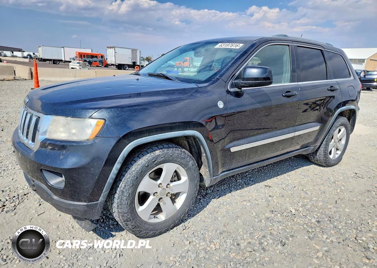 2011 Jeep Grand Cherokee Laredo – zdjęcie 1 z 13