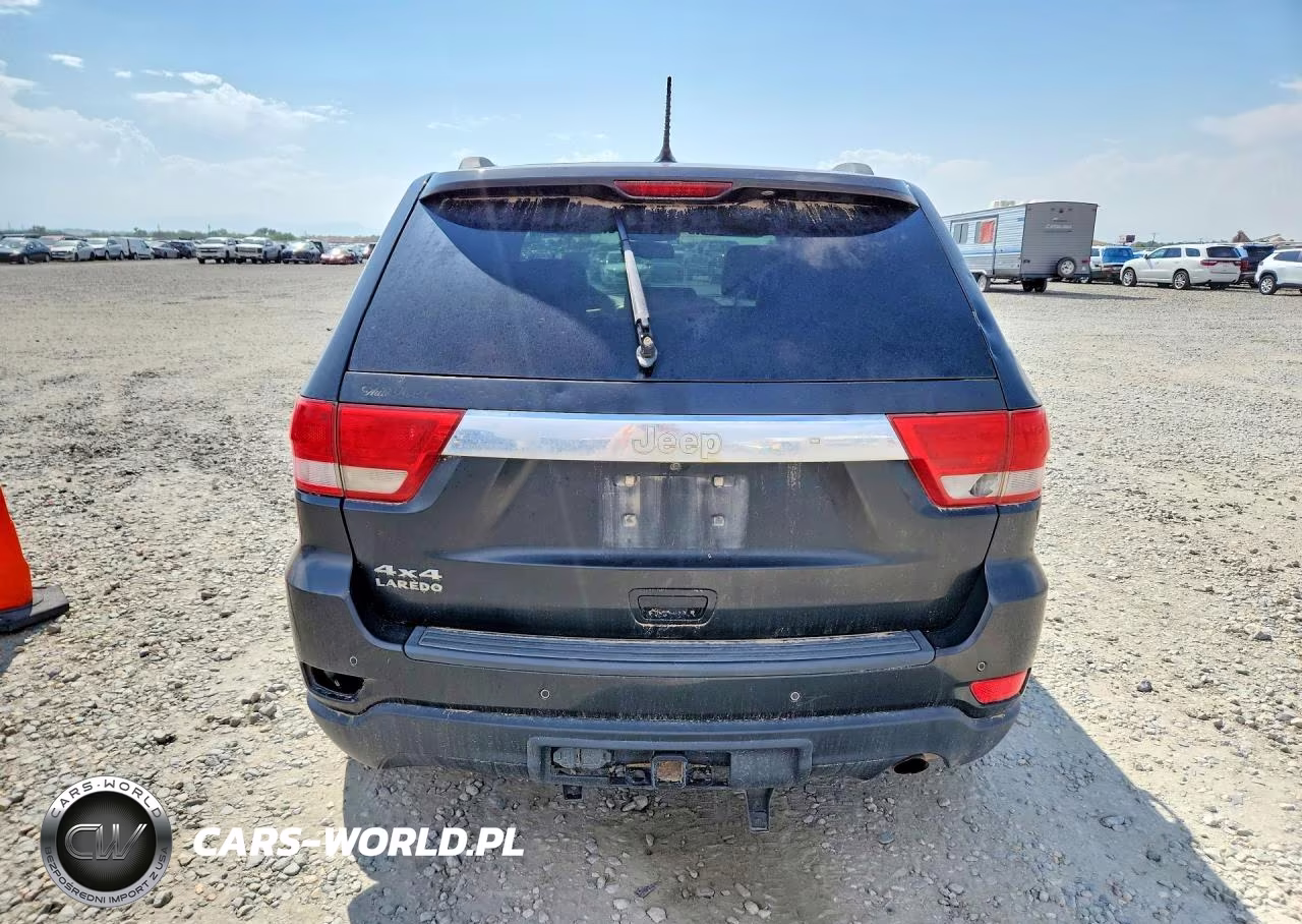 2011 Jeep Grand Cherokee Laredo VIN:1J4RR4GG6BC542884 - 6