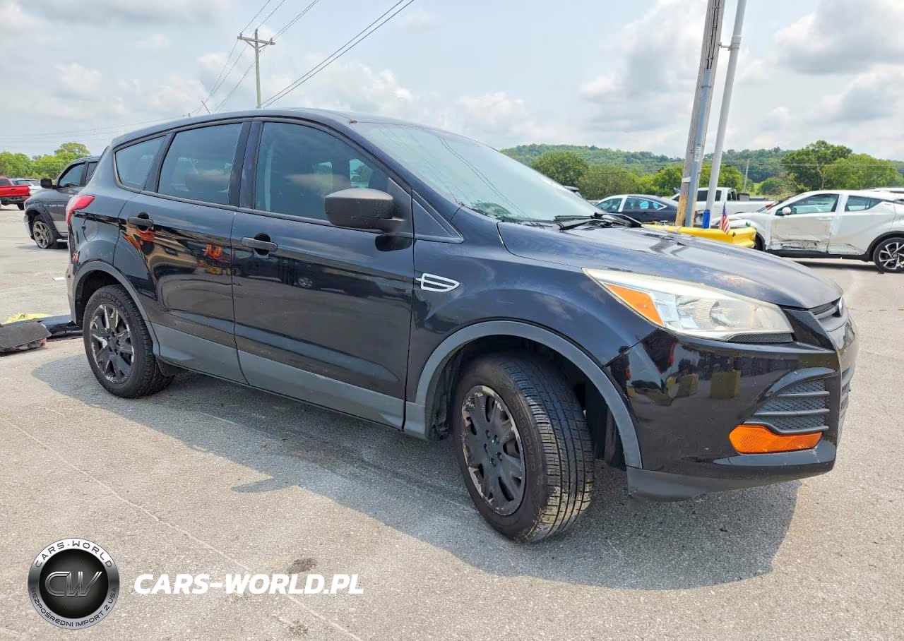 2016 Ford Escape S VIN:1FMCU0F74GUC19063 - 4