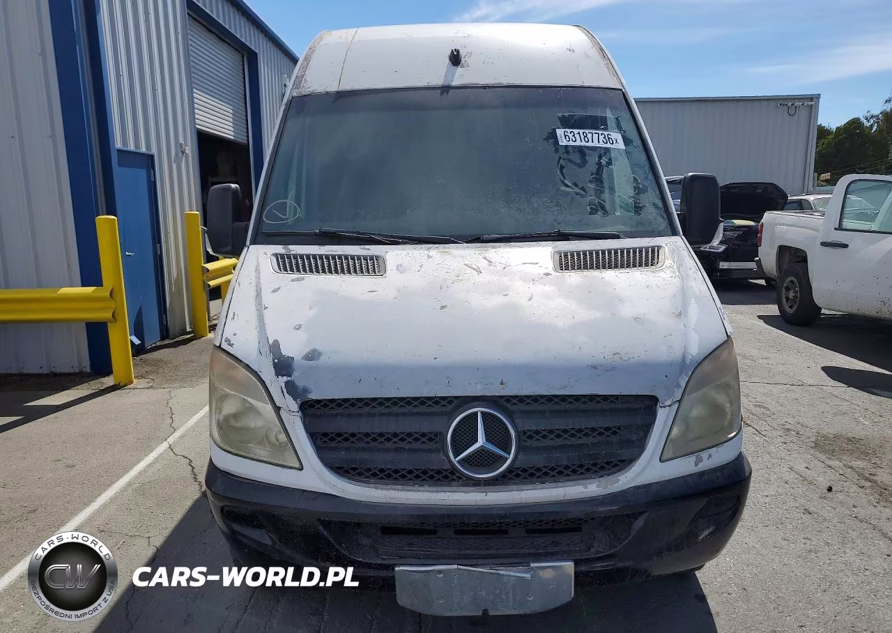 2012 Mercedes Benz Sprinter 2500 Delivery Van VIN:WD3PE8CC4C5618153 - 5