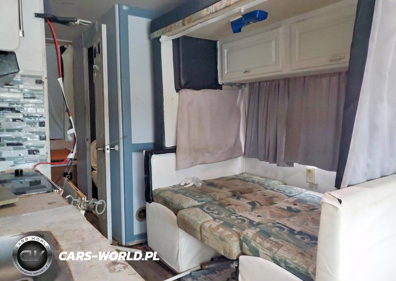 2000 Gulfstream Recreational Vehicle (Rv) VIN:3FCMF53SXYJA05873 - 6