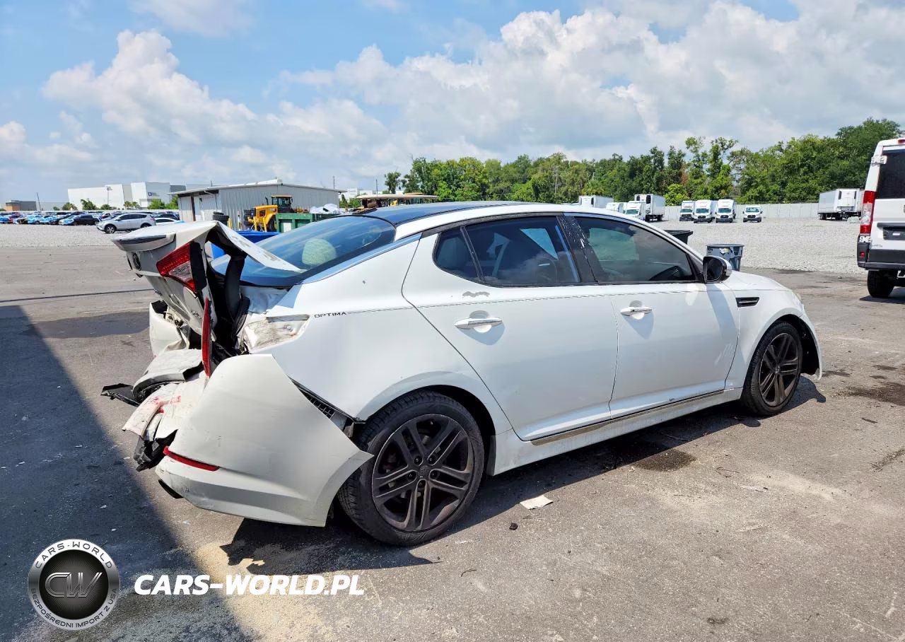 2013 Kia Optima Sx VIN:5XXGR4A62DG092506 - 3