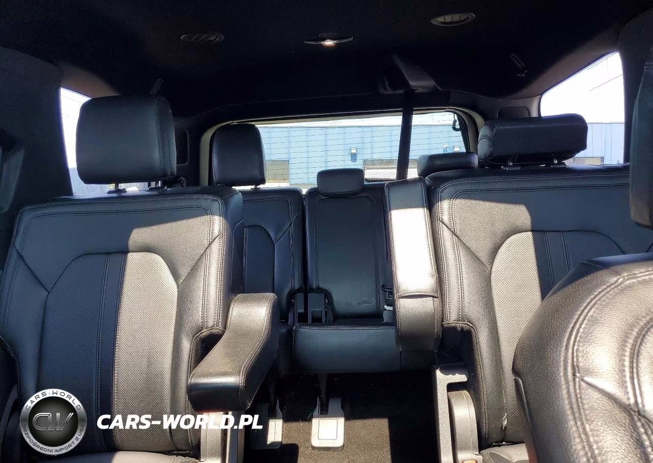 2019 Ford Expedition Limited VIN:1FMJU2ATXKEA41797 - 10