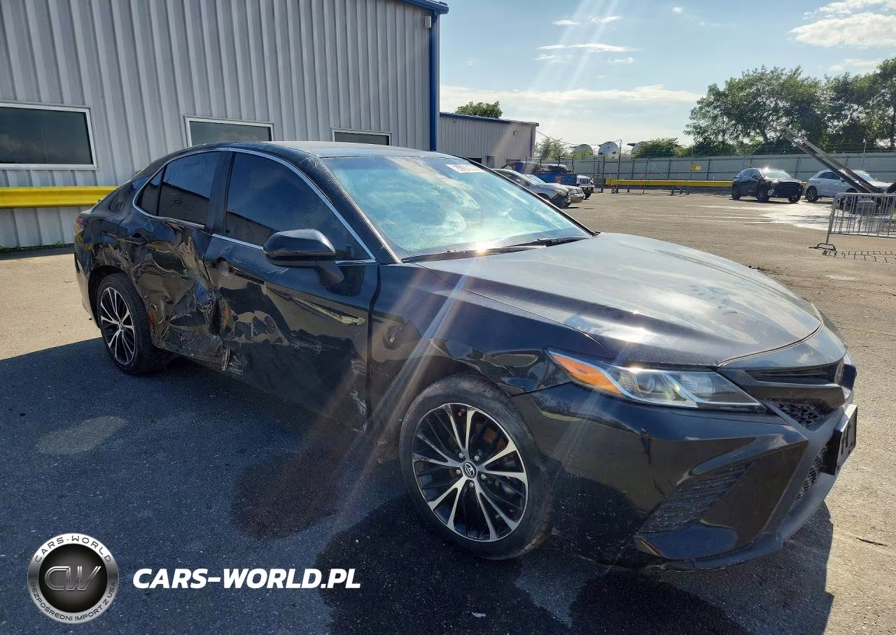 2018 Toyota Camry Se VIN:4T1B11HK5JU591269 - 4