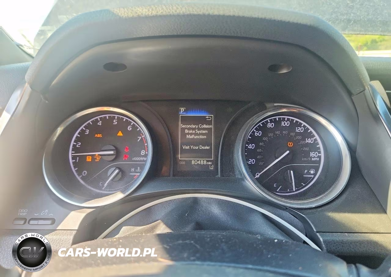 2018 Toyota Camry Se VIN:4T1B11HK5JU591269 - 9