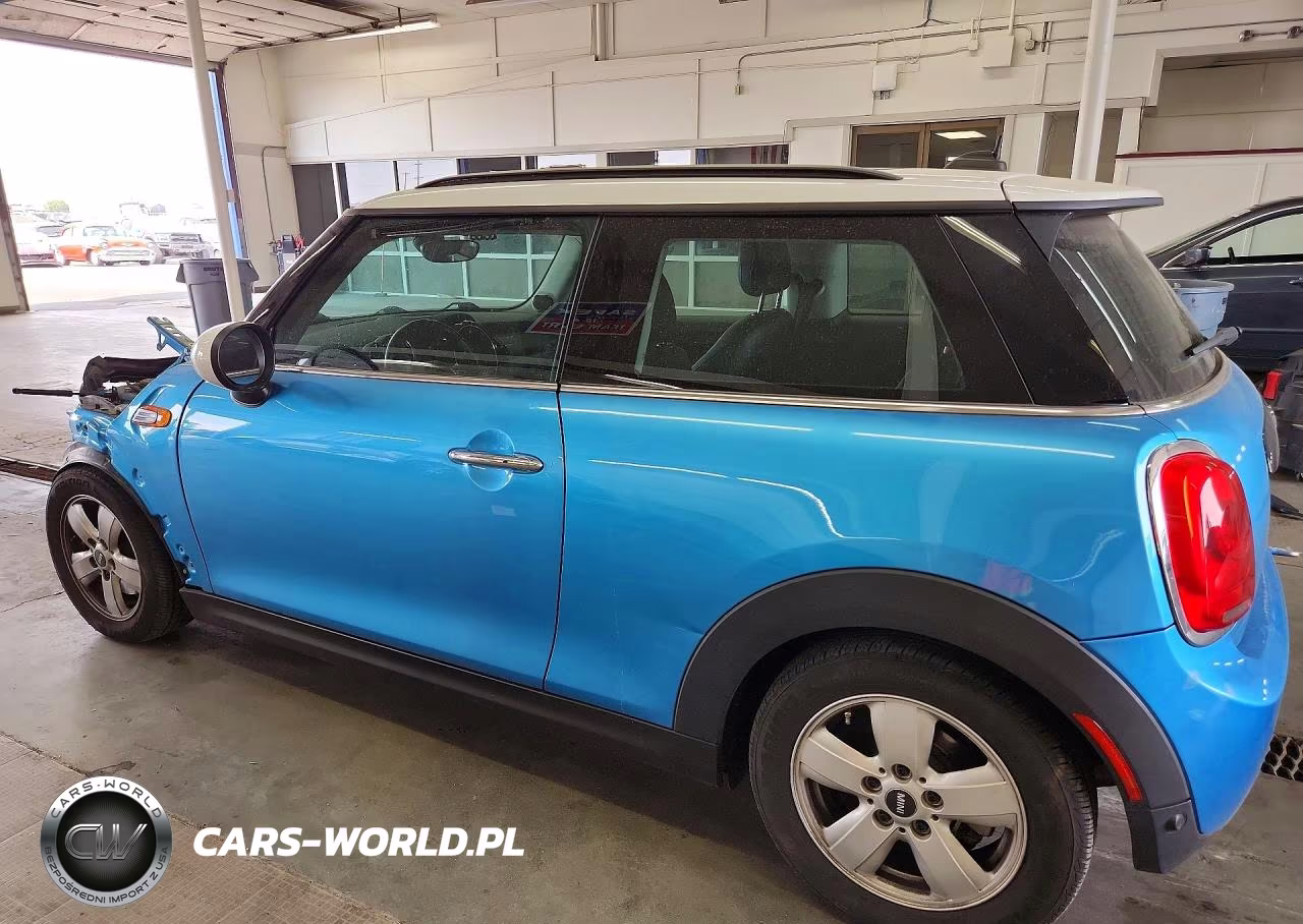 2018 Mini Cooper VIN:WMWXP5C58J3C65490 - 2