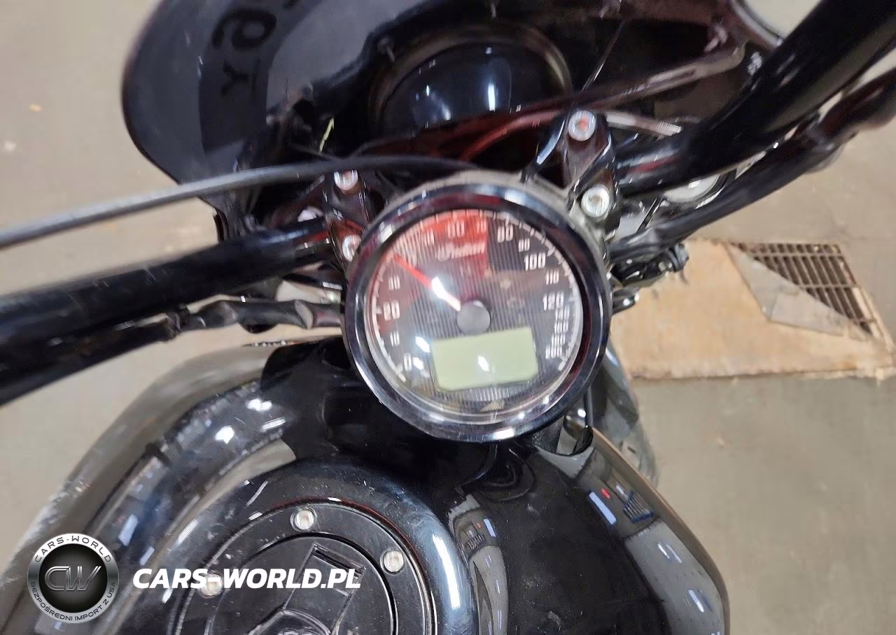 2022 Indian Motorcycle Co. Scout Rogue Sixty VIN:56KMTD116N3187087 - 7