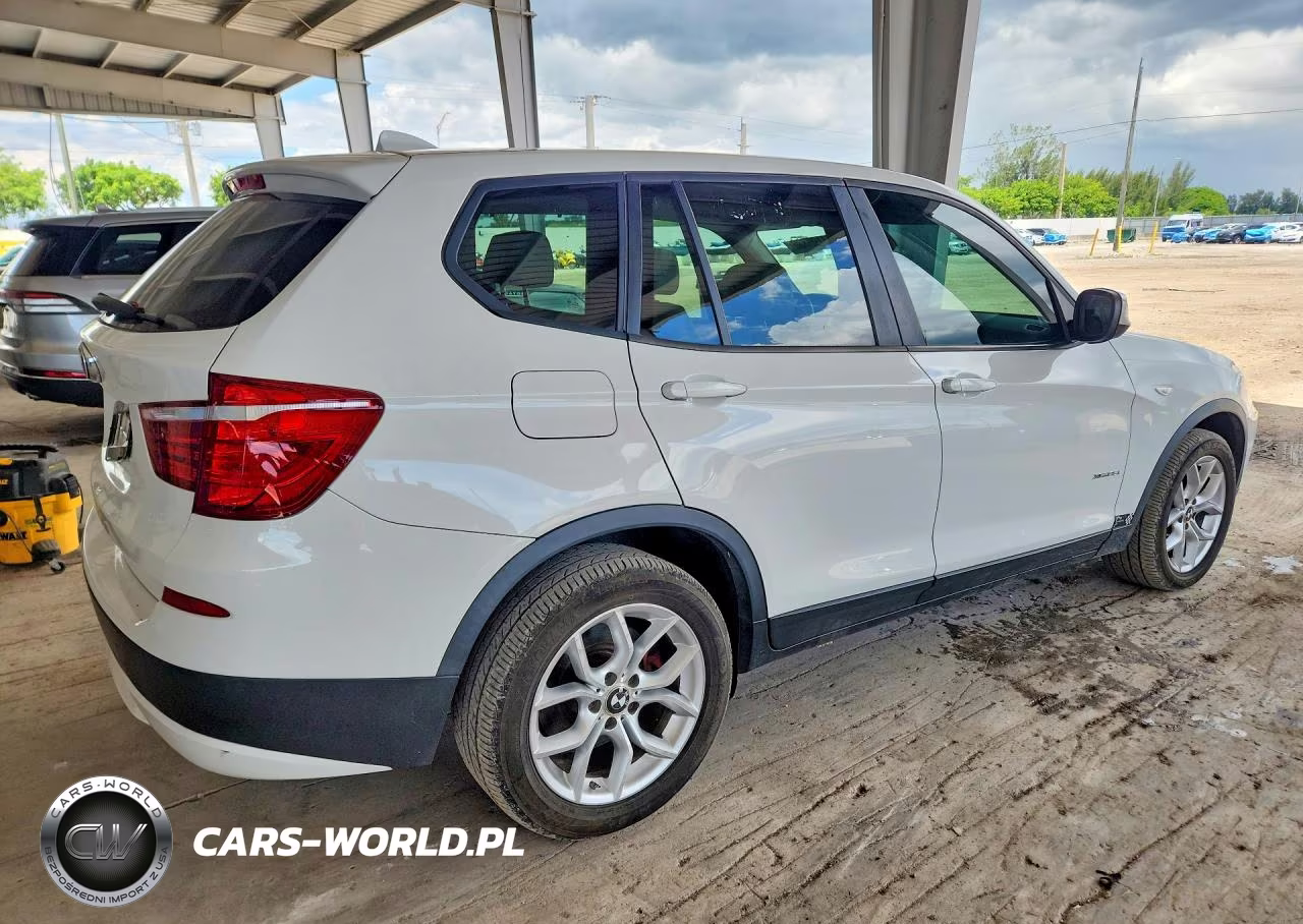 2012 BMW X3 xDrive35I VIN:5UXWX7C51CL975372 - 3
