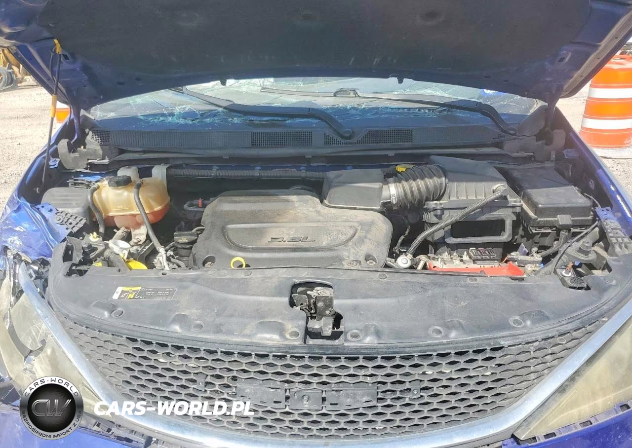 2019 Chrysler Pacifica Limited VIN:2C4RC1GG0KR732130 - 11