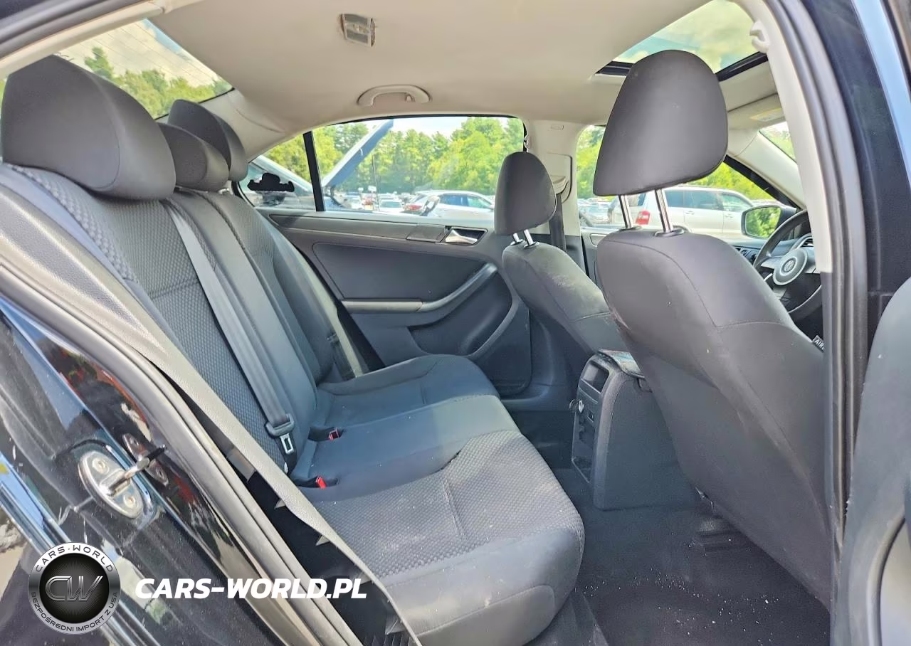 2012 Volkswagen Jetta Base VIN:3VW2K7AJ6CM321025 - 10