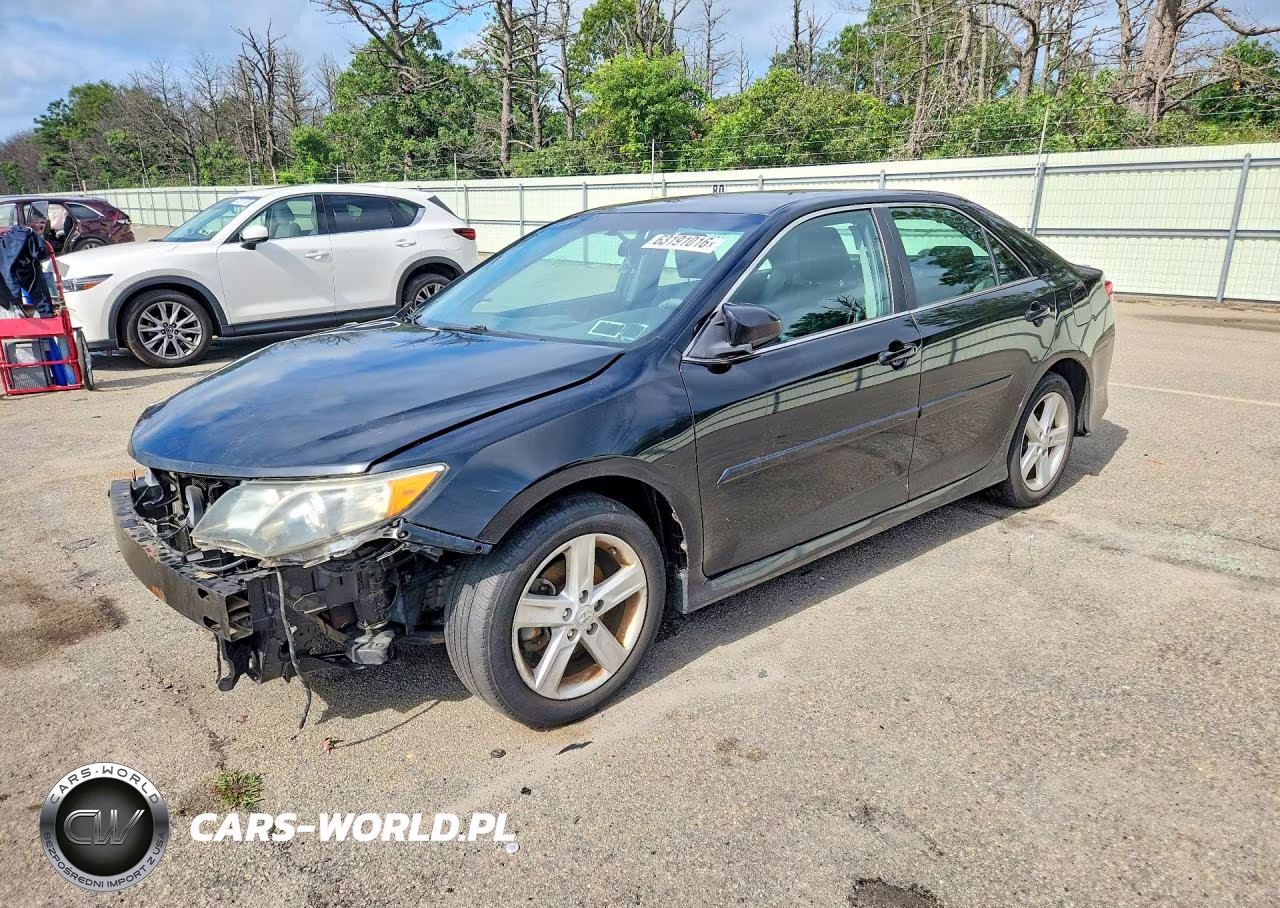 2014 Toyota Camry Se VIN:4T1BF1FK8EU383090 - 1