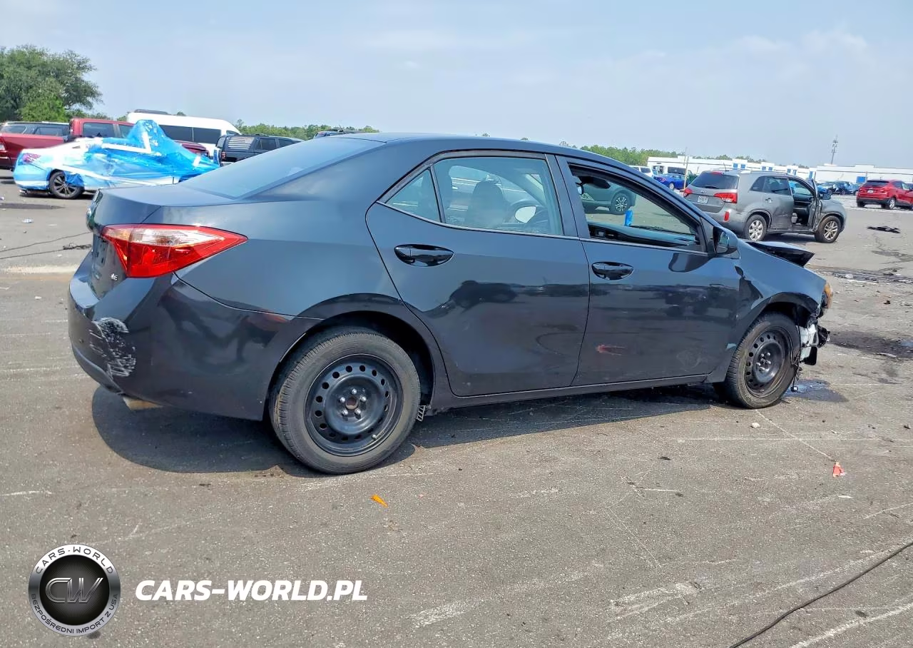 2019 Toyota Corolla Le VIN:5YFBURHE4KP933006 - 3