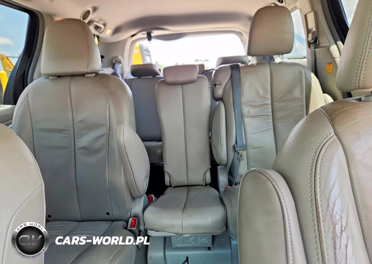 2012 Toyota Sienna Xle 8-Passenger VIN:5TDYK3DC0CS191794 - 10