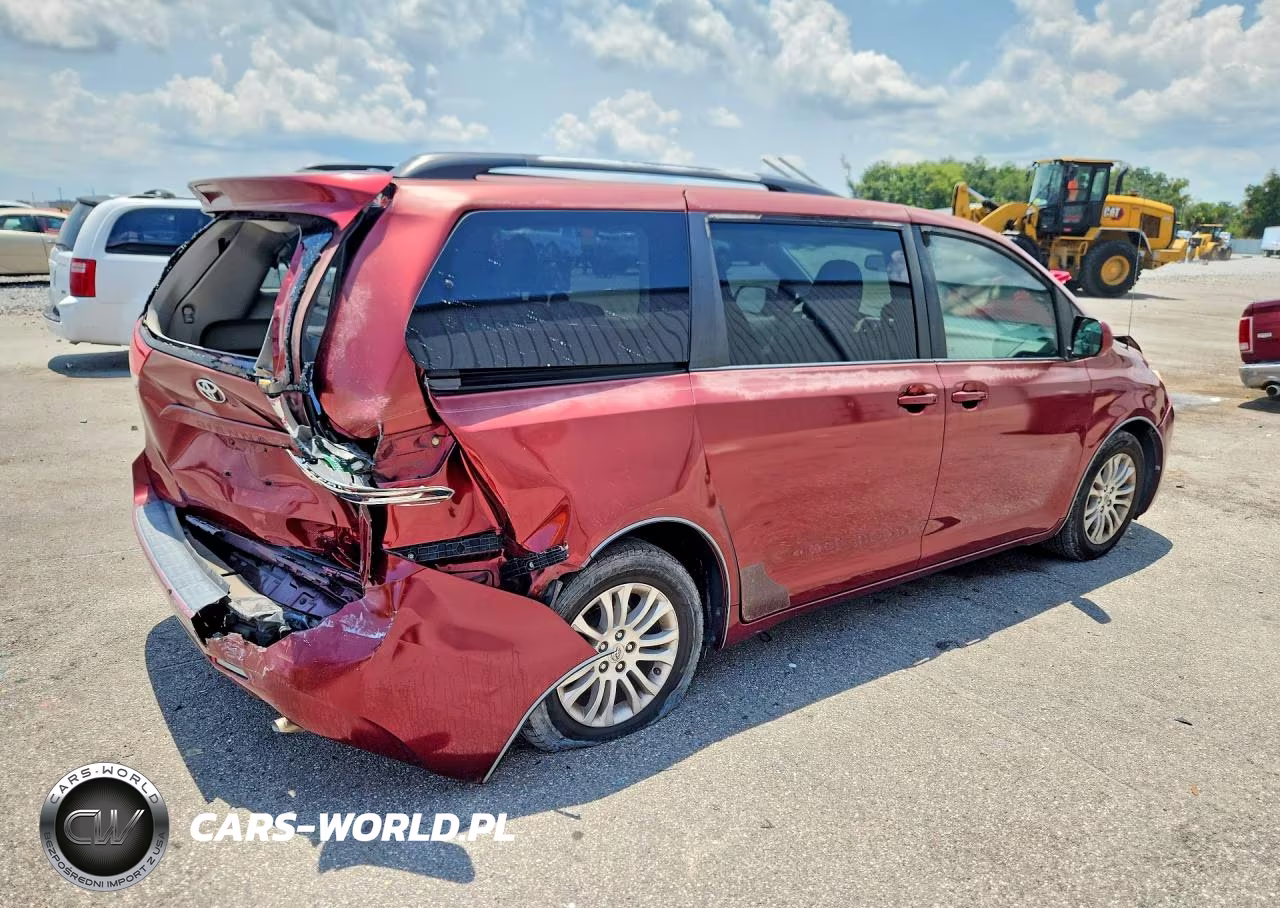 2012 Toyota Sienna Xle 8-Passenger VIN:5TDYK3DC0CS191794 - 3
