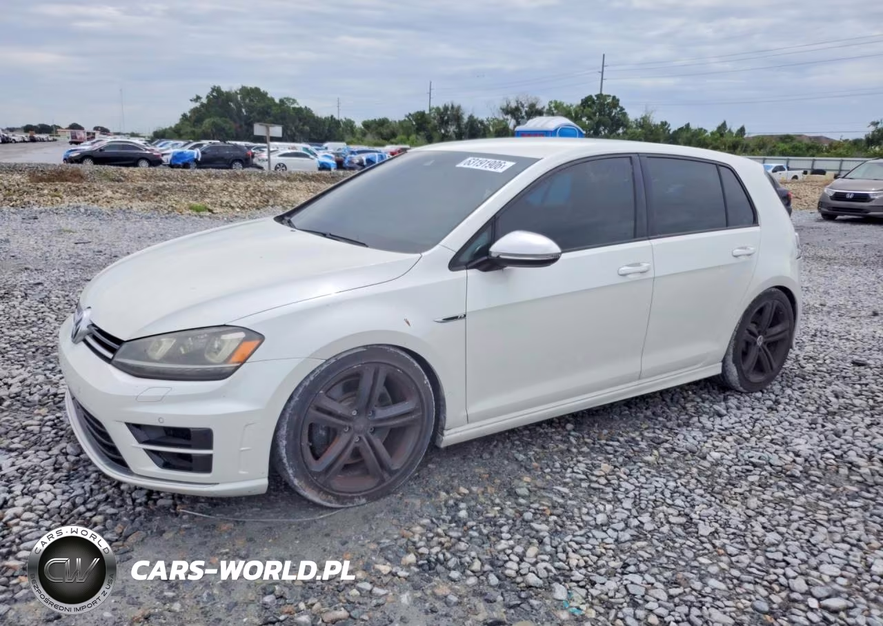 2016 Volkswagen Golf R – zdjęcie 1 z 12