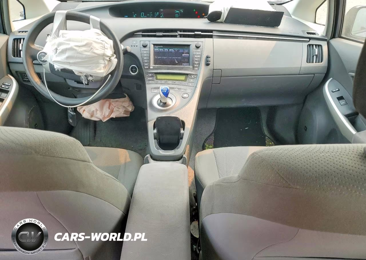 2011 Toyota Prius Three VIN:JTDKN3DU8B0298406 - 8