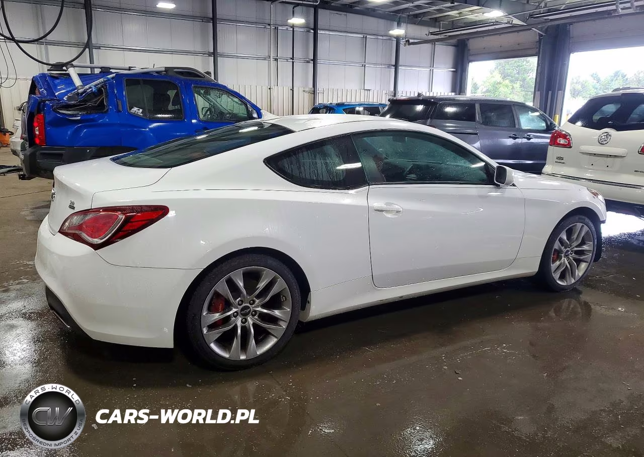 2013 Hyundai Genesis Coupe 3.8 R-Spec VIN:KMHHU6KJ8DU084868 - 3