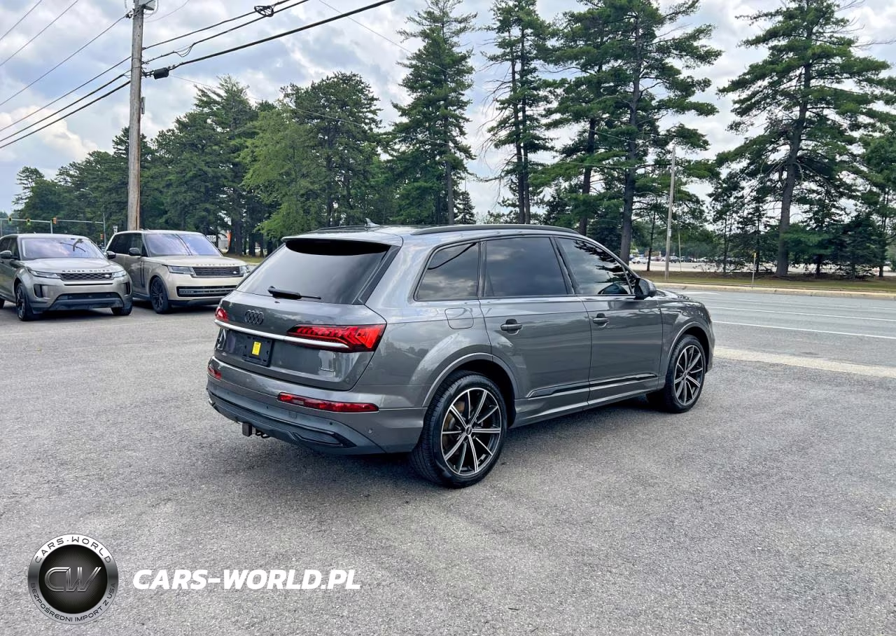 2021 Audi Q7 Premium Plus VIN:WA1LXAF74MD038150 - 4