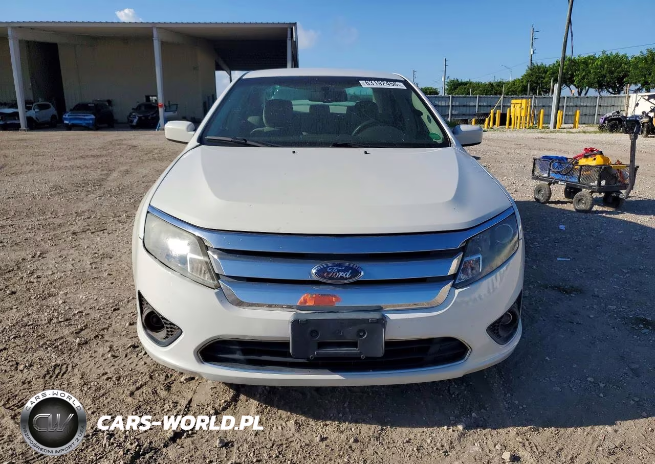 2010 Ford Fusion Se VIN:3FAHP0HA0AR250518 - 5