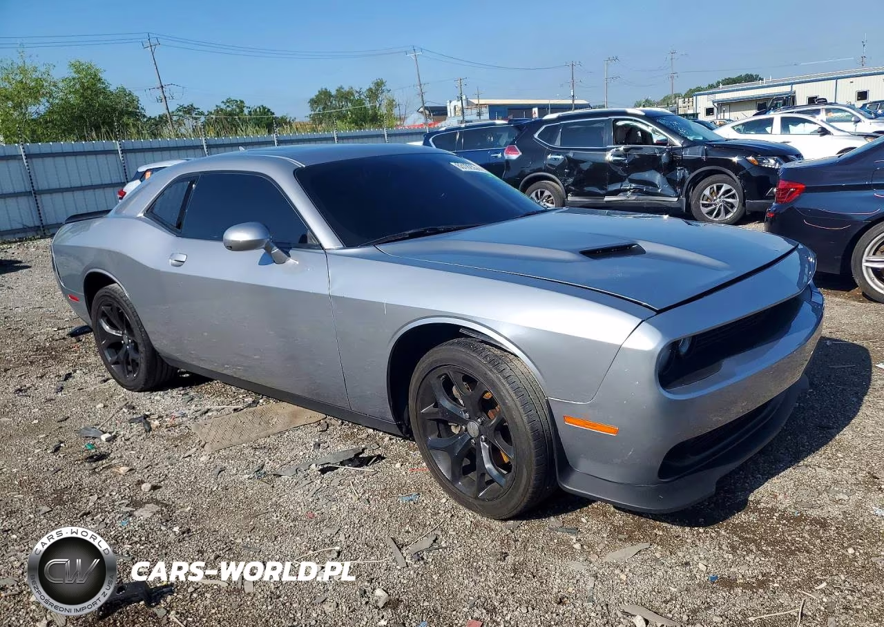 2015 Dodge Challenger Sxt Plus VIN:2C3CDZBG7FH774237 - 4