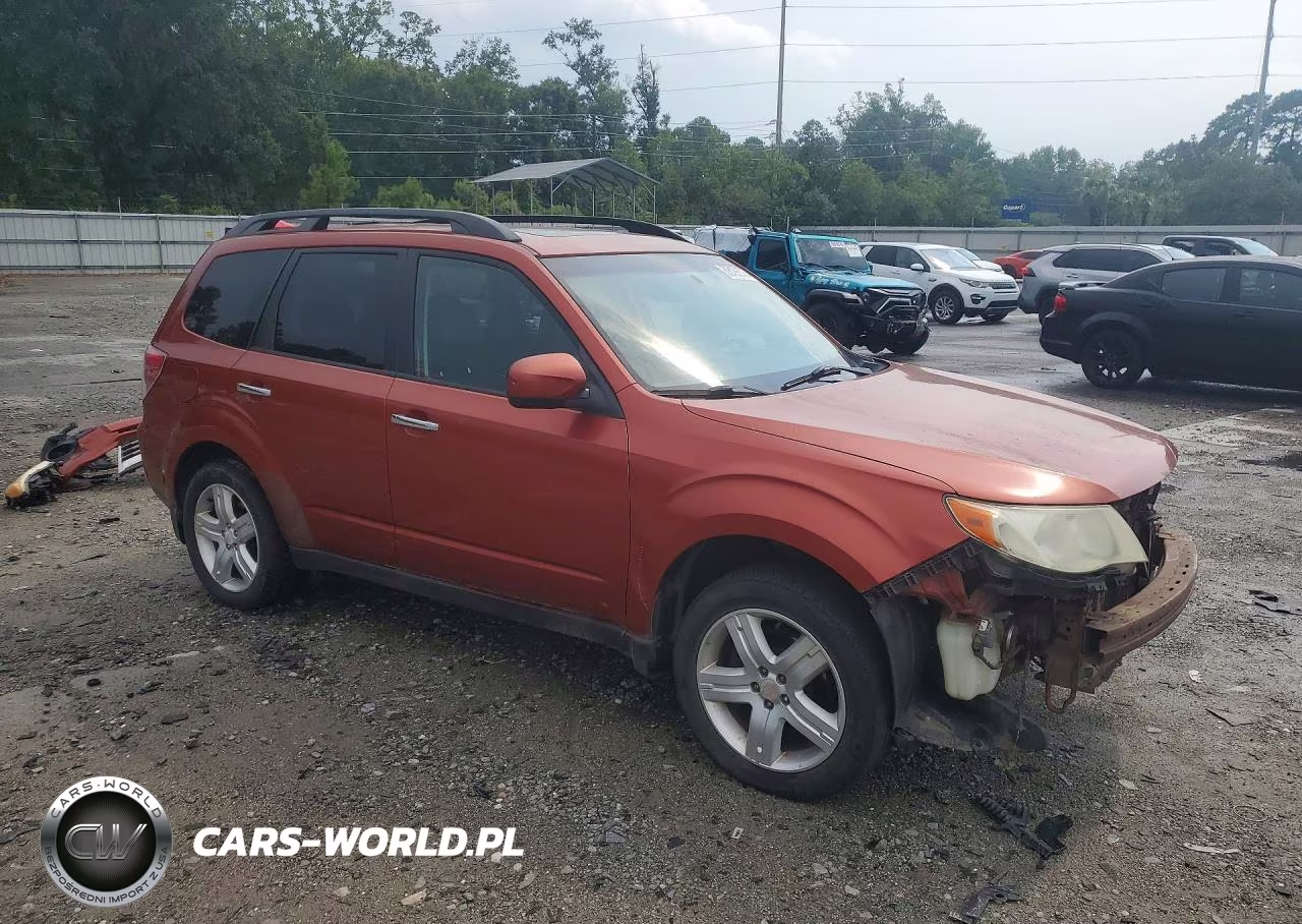 2010 Subaru Forester 2.5X Limited VIN:JF2SH6DC0AH704924 - 4
