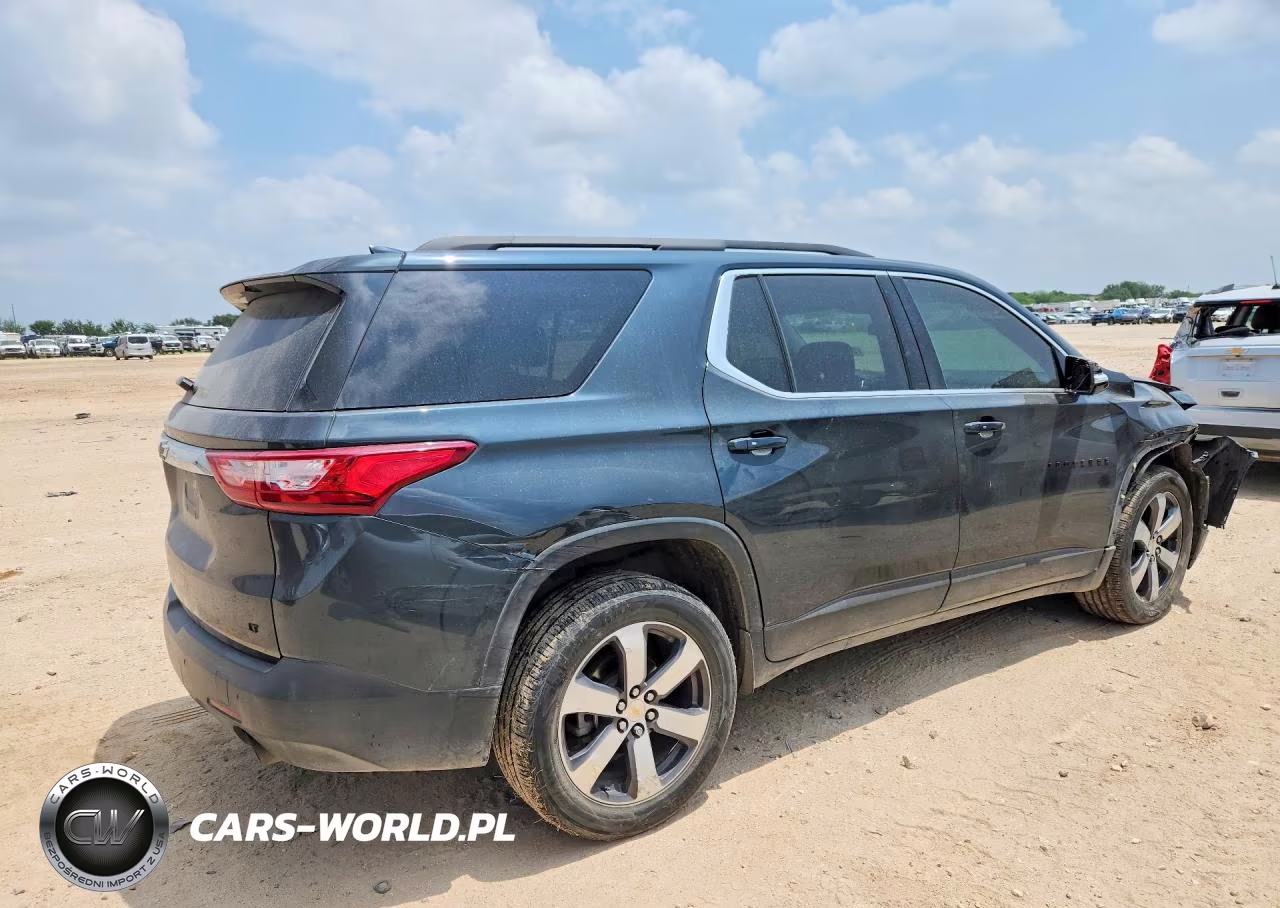 2019 Chevrolet Traverse Lt VIN:1GNEVHKWXKJ204073 - 3