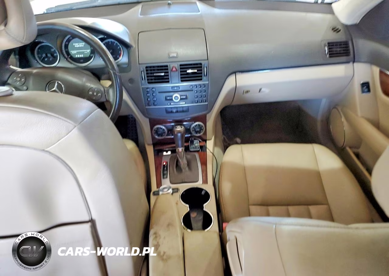 2011 Mercedes-Benz C 300 4Matic VIN:WDDGF8BB2BF537632 - 8