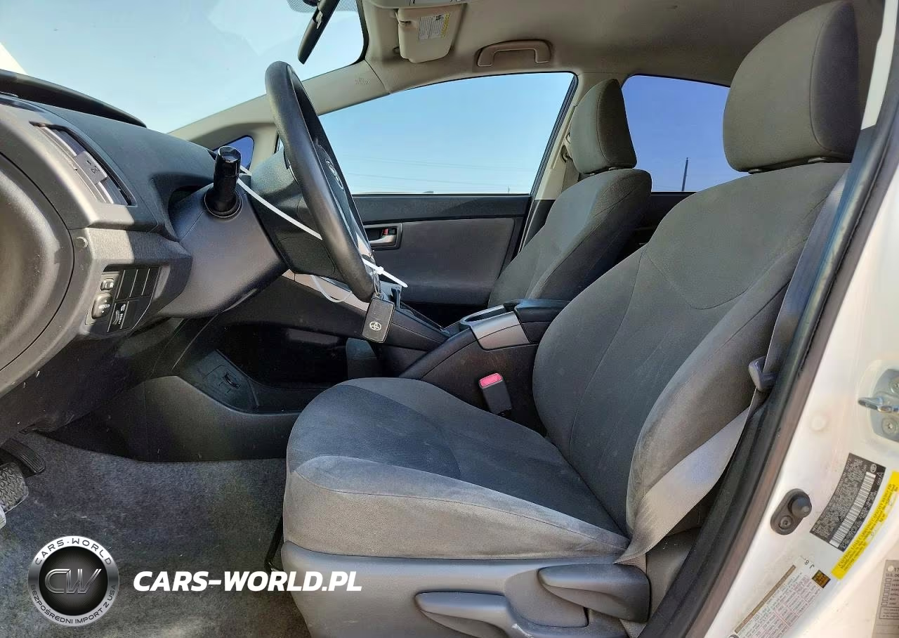 2012 Toyota Prius Two VIN:JTDKN3DU4C5492595 - 7