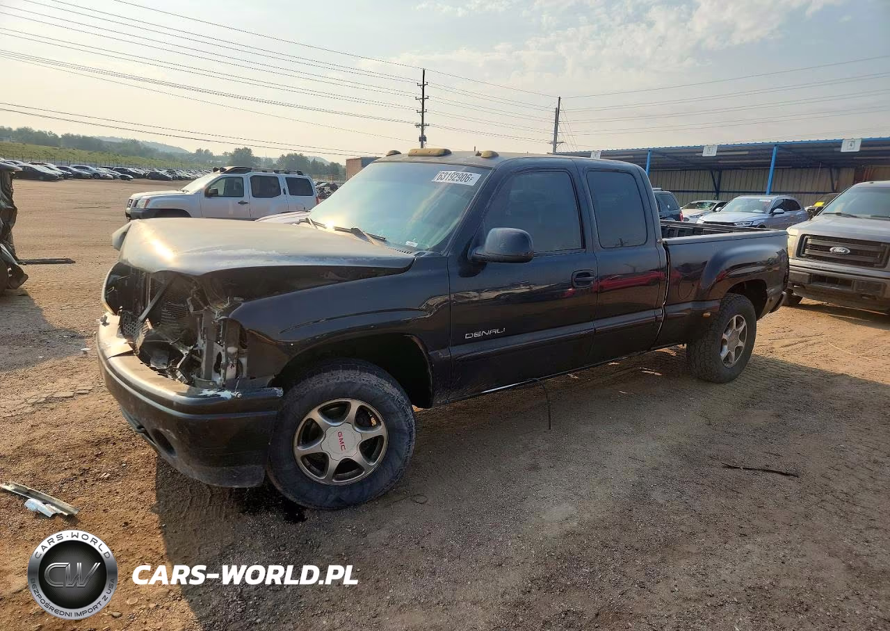 2002 GMC Sierra K1500 Denali