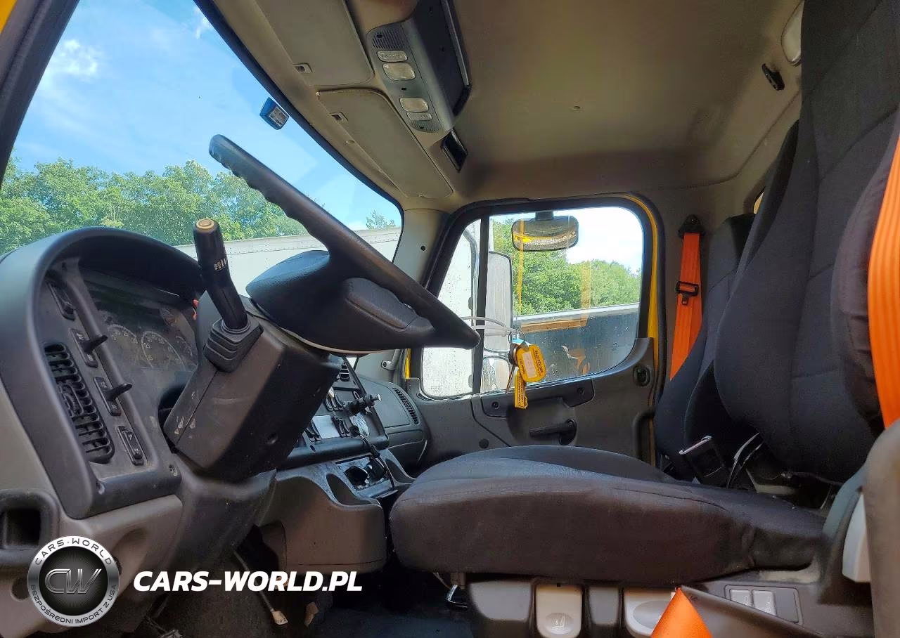 2024 Freightliner Refrigerated Box Truck VIN:3ALACWFE2RDVG0561 - 7